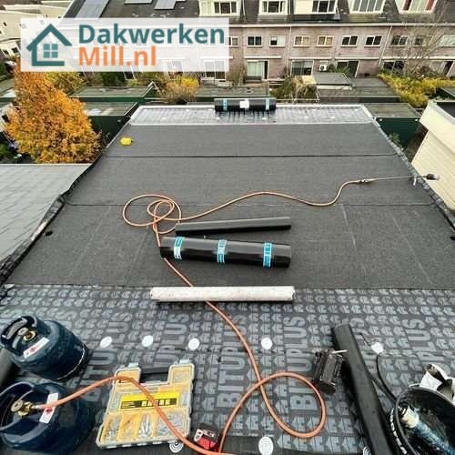 Plat dak opnieuw leggen Plat dak Mill opnieuw leggen